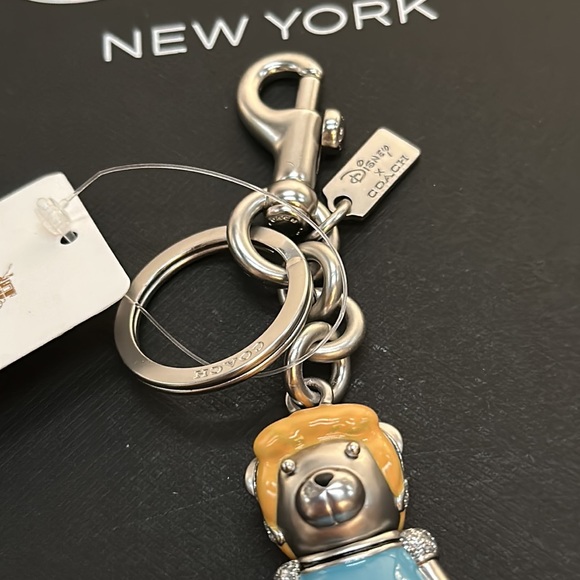 Coach Silver Disney CINDERELLA BEAR Handbag Charm Fob Keychain C0266 Princess - Picture 5 of 9